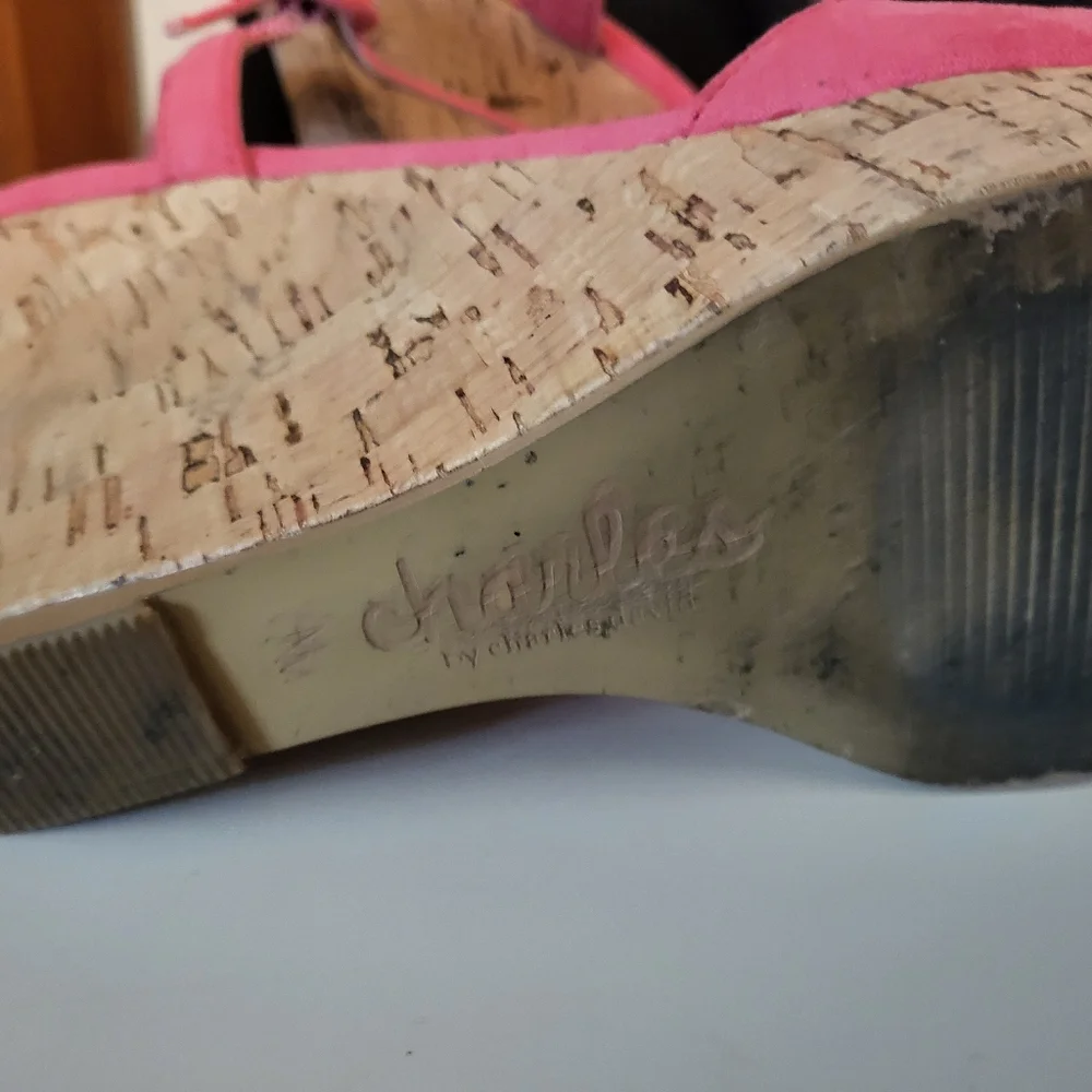 Charles David Coral Wedge Sandals - Picture 3 of 3